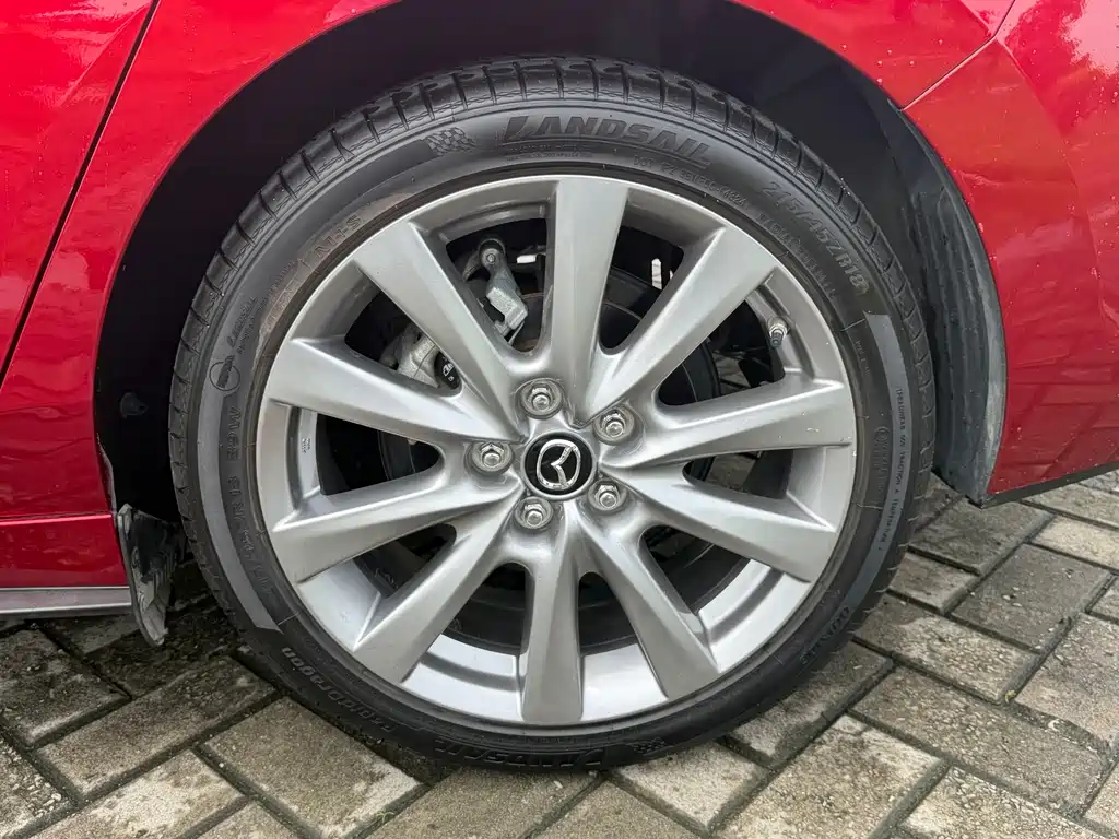 Mazda 3 Axela — фото 19