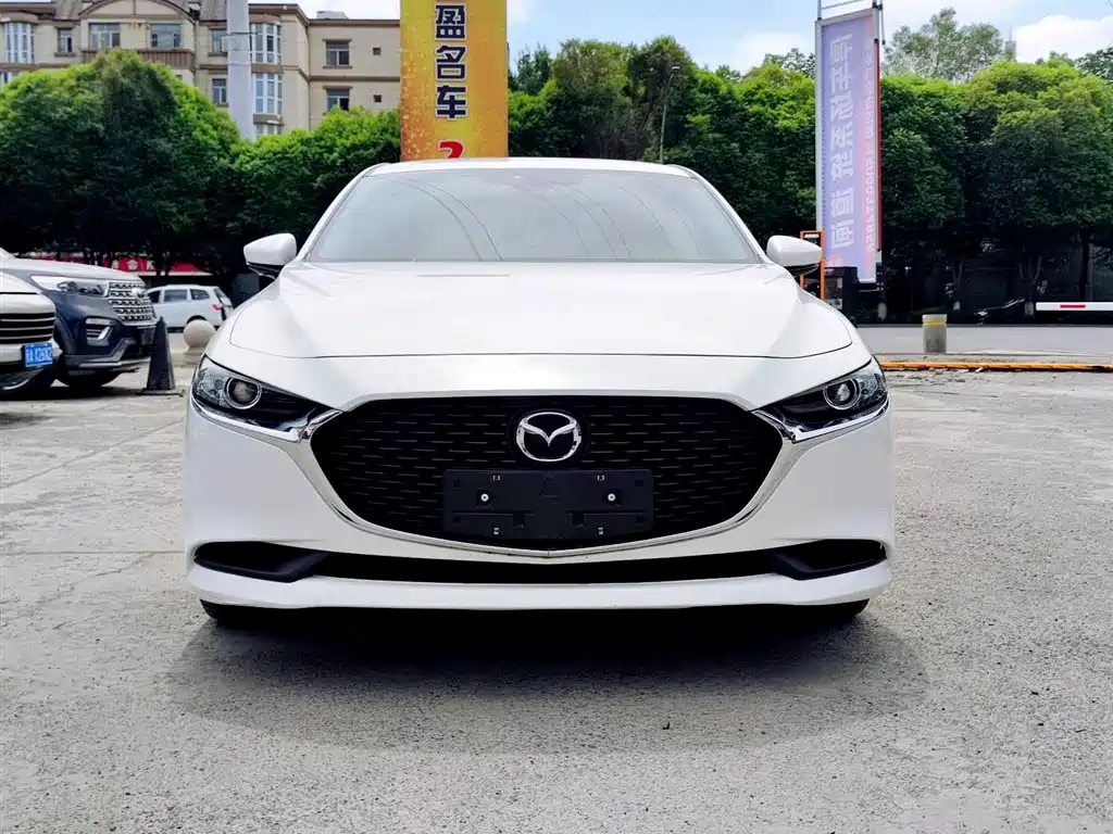 Mazda 3 Axela — фото 2