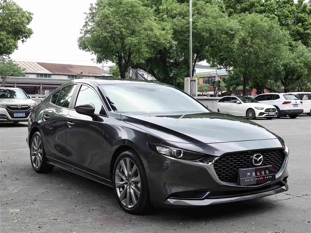 Mazda 3 Axela — фото 3