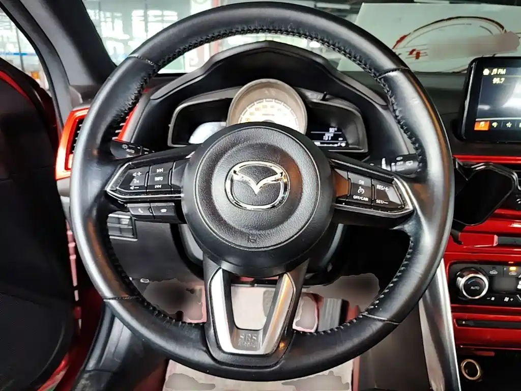 Mazda CX-4 — фото 11