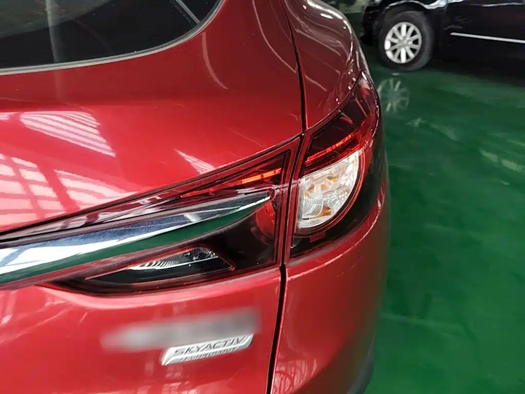 Mazda CX-4 — фото 8