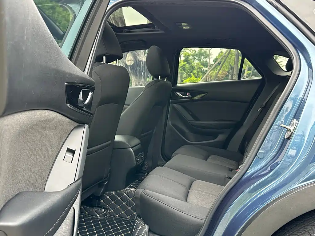 Mazda CX-4 — фото 9