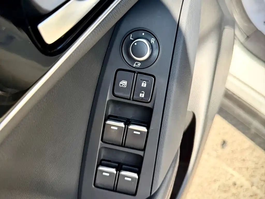 Mazda CX-4 — фото 17