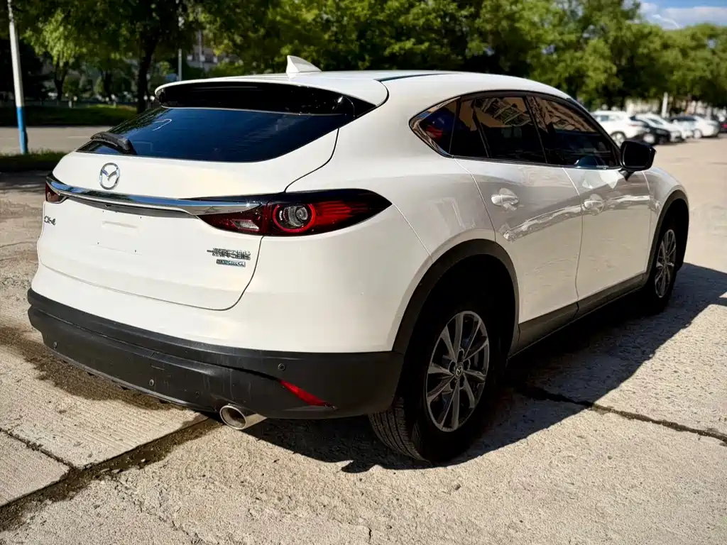 Mazda CX-4 — фото 6