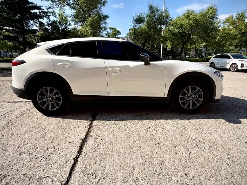 Mazda CX-4 — фото 7