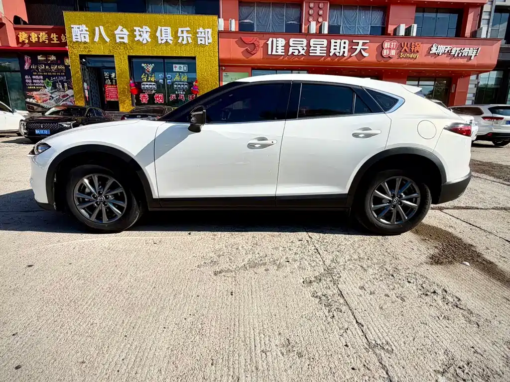 Mazda CX-4 — фото 8