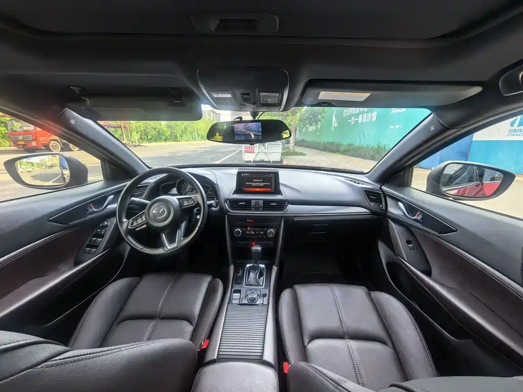Mazda CX-4 — фото 9