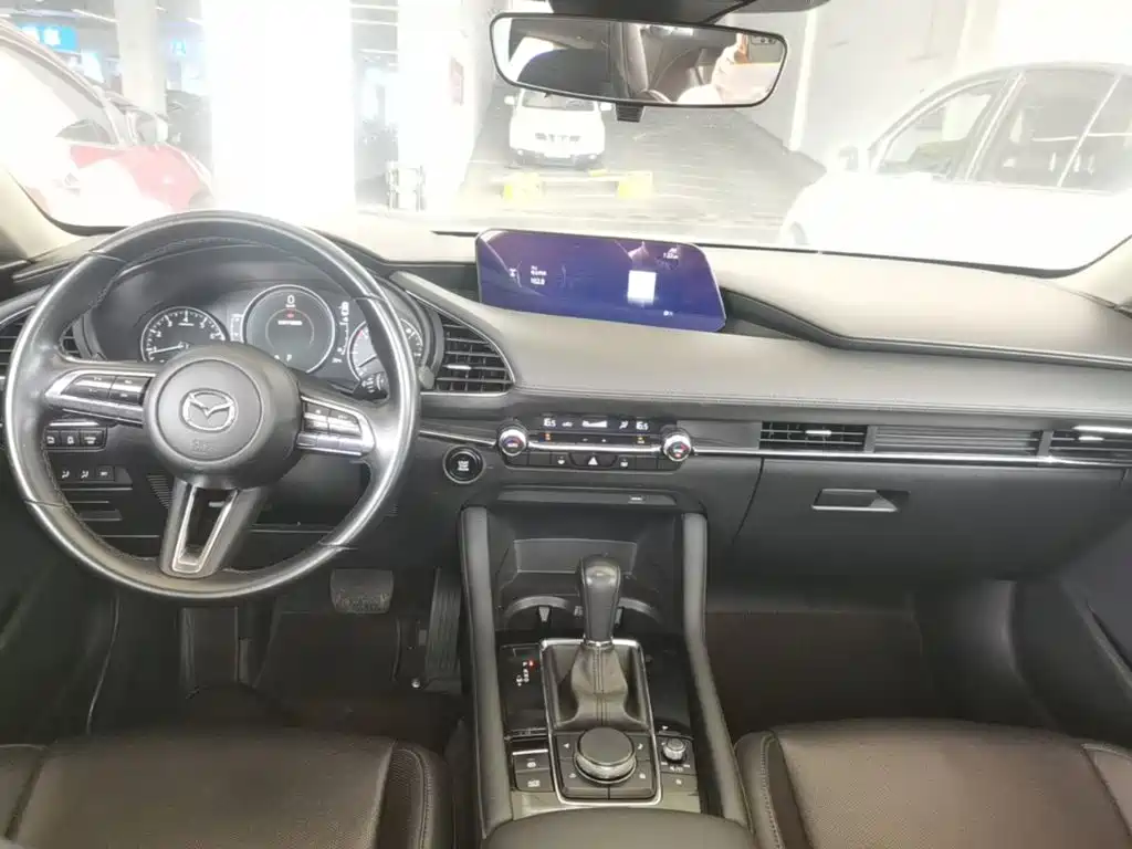 Mazda 3 Axela — фото 10