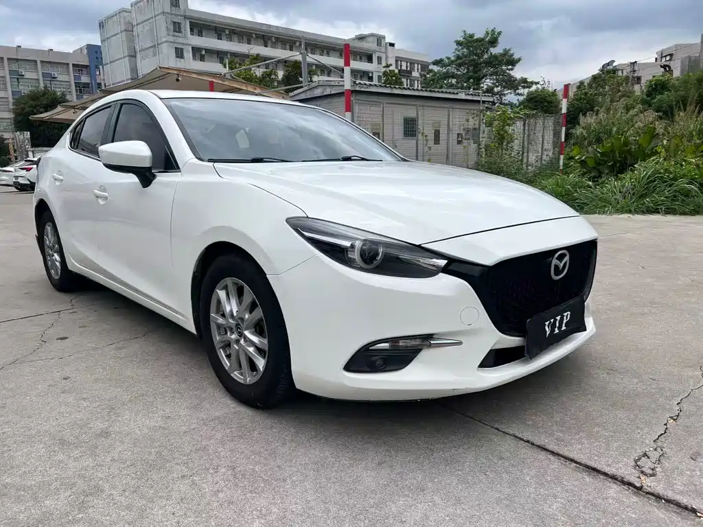 Mazda 3 Axela — фото 3