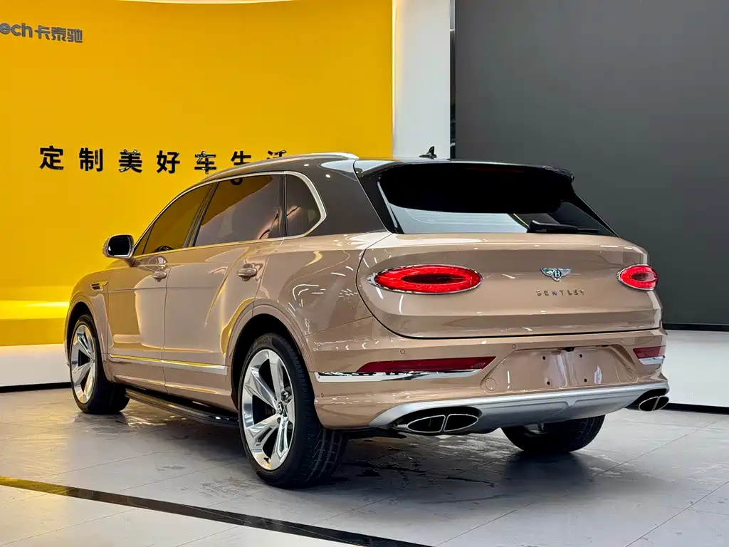 Bentley Bentayga — фото 5
