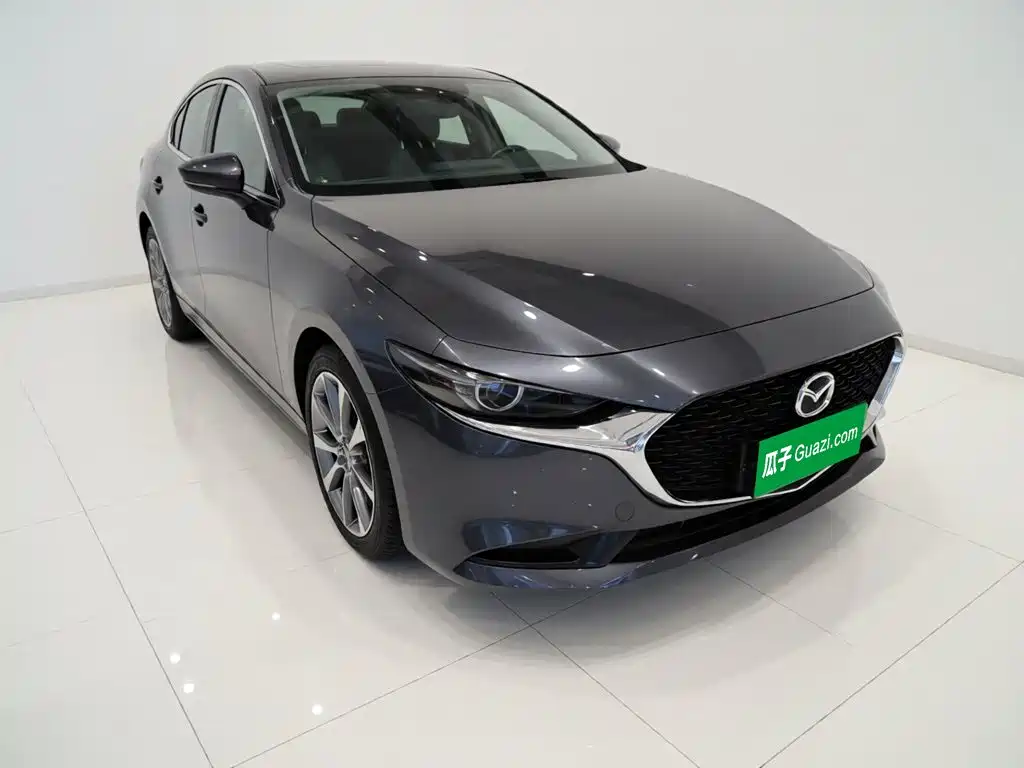 Mazda 3 Axela — фото 4