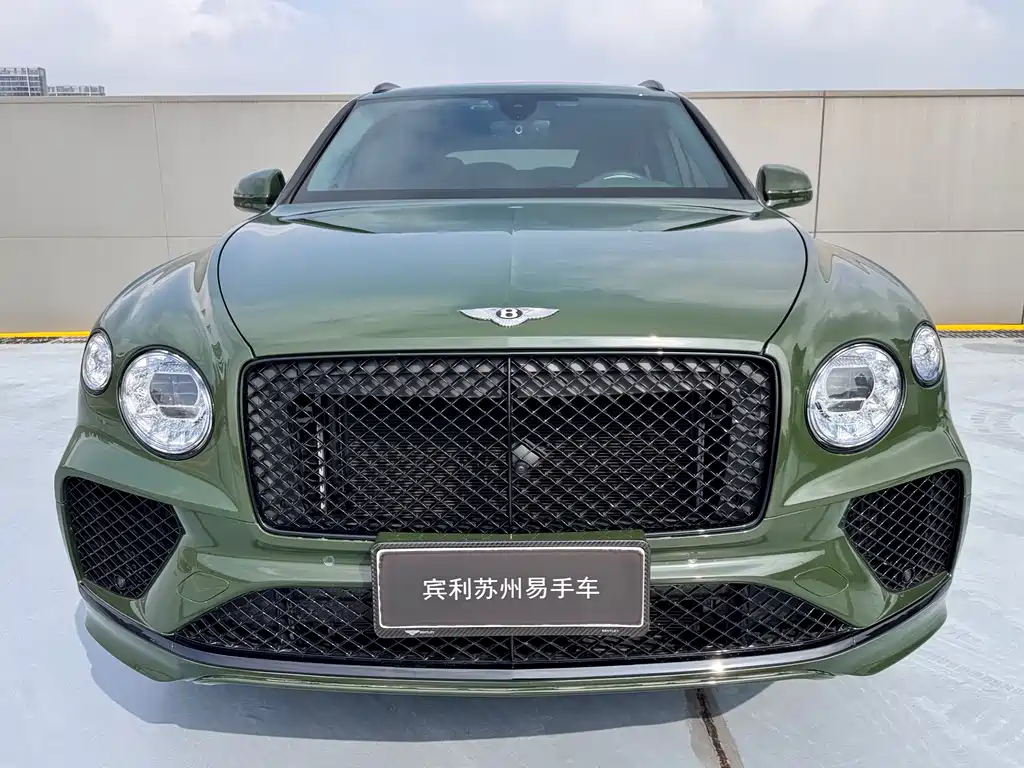 Bentley Bentayga — фото 2