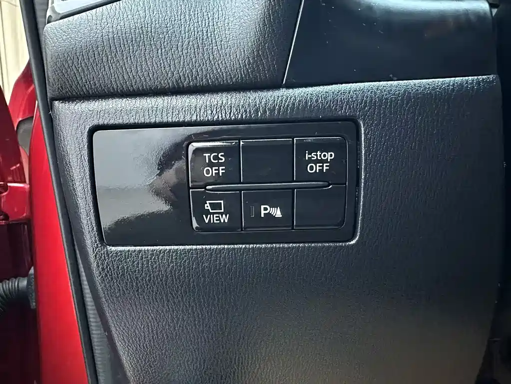 Mazda CX-4 — фото 10