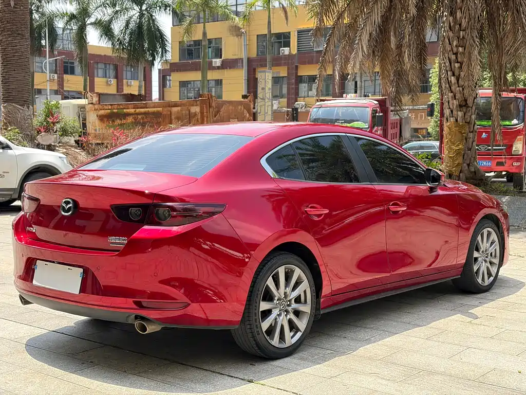 Mazda 3 Axela — фото 5