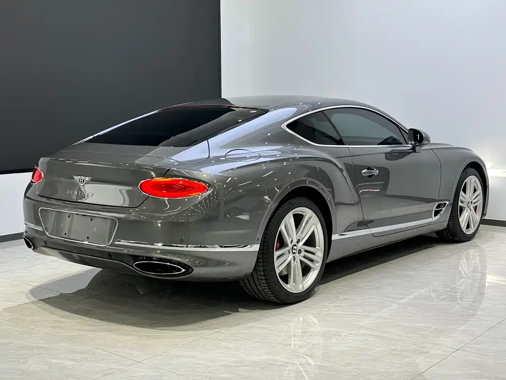 Bentley Continental — фото 6