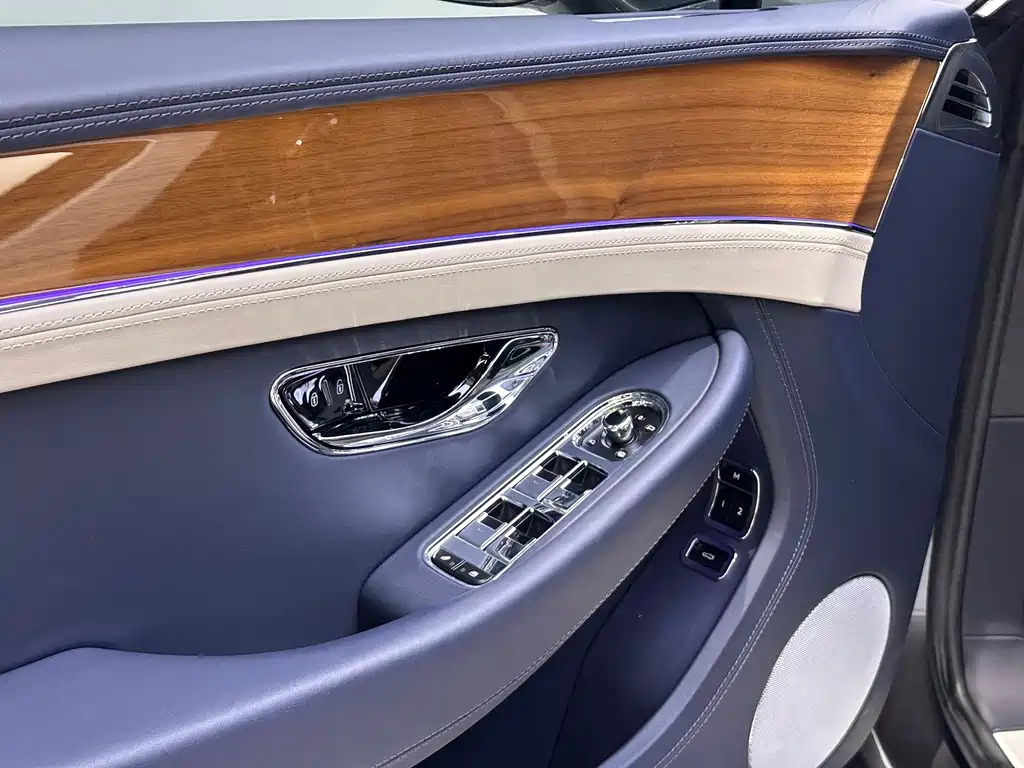 Bentley Continental — фото 9