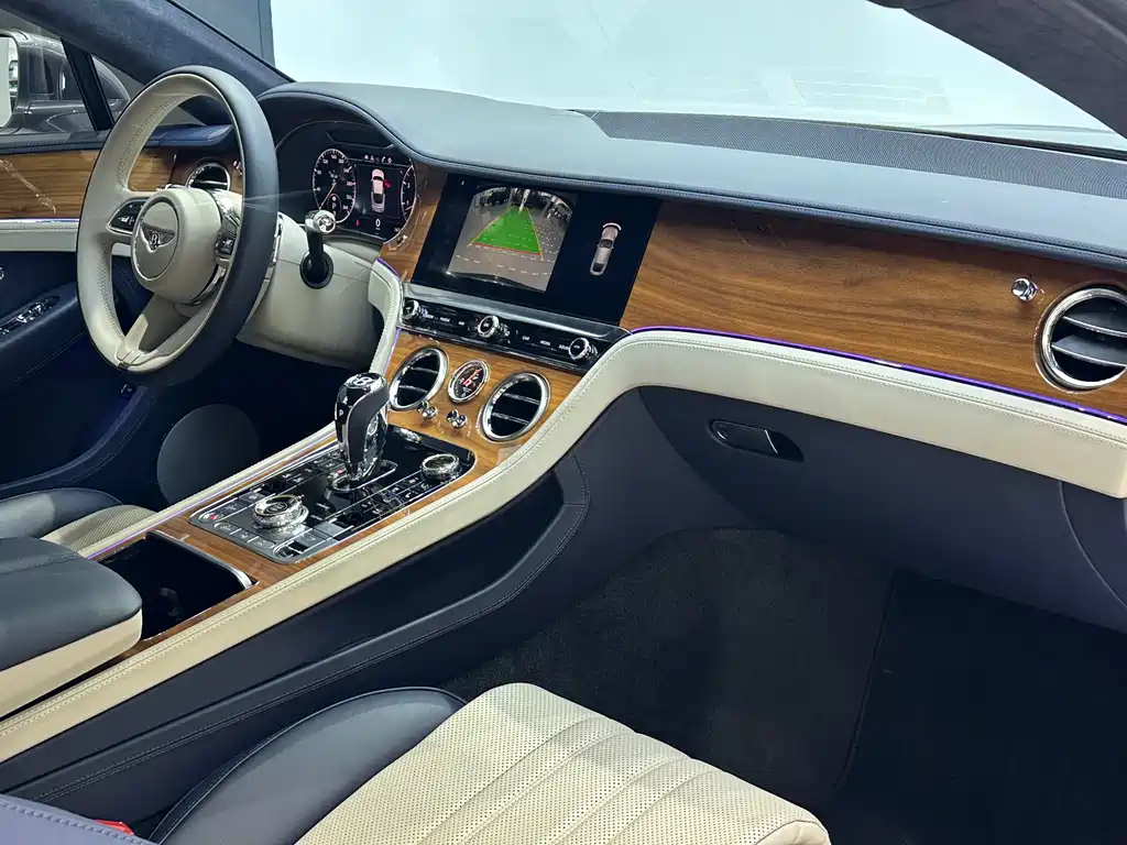 Bentley Continental — фото 10