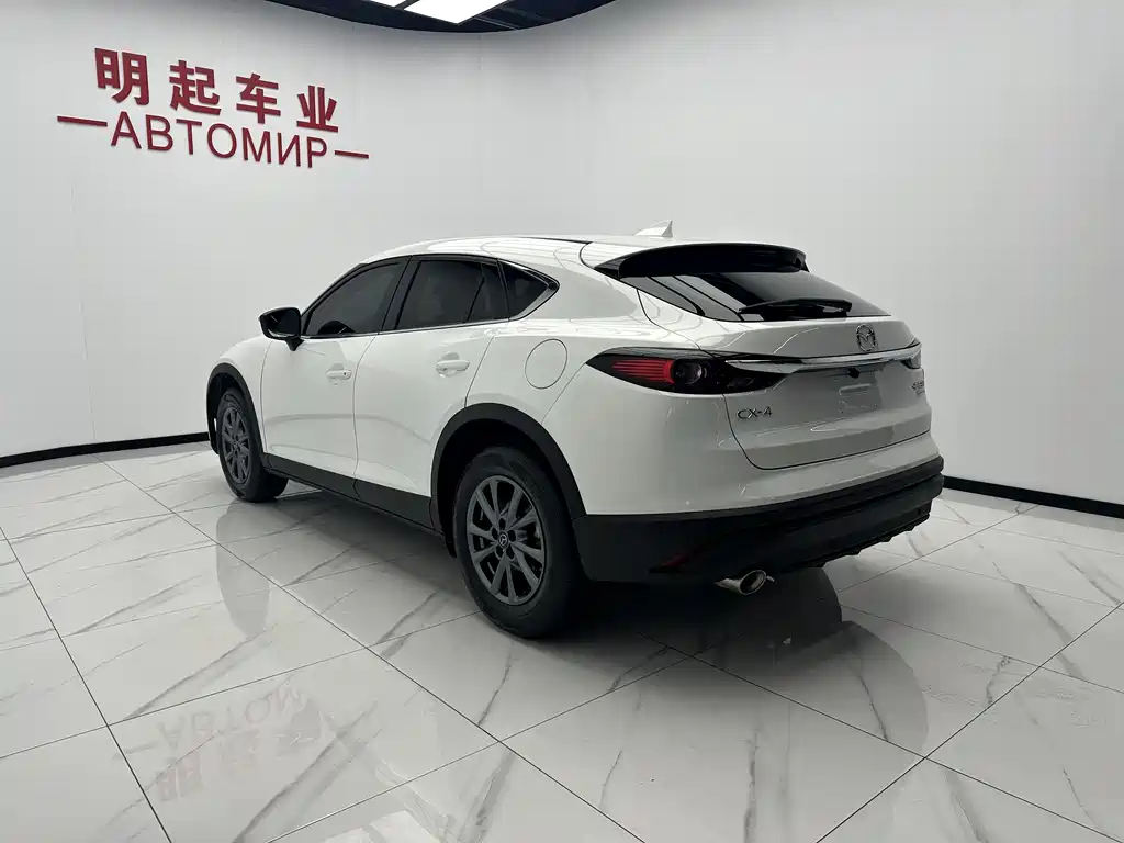 Mazda CX-4 — фото 8