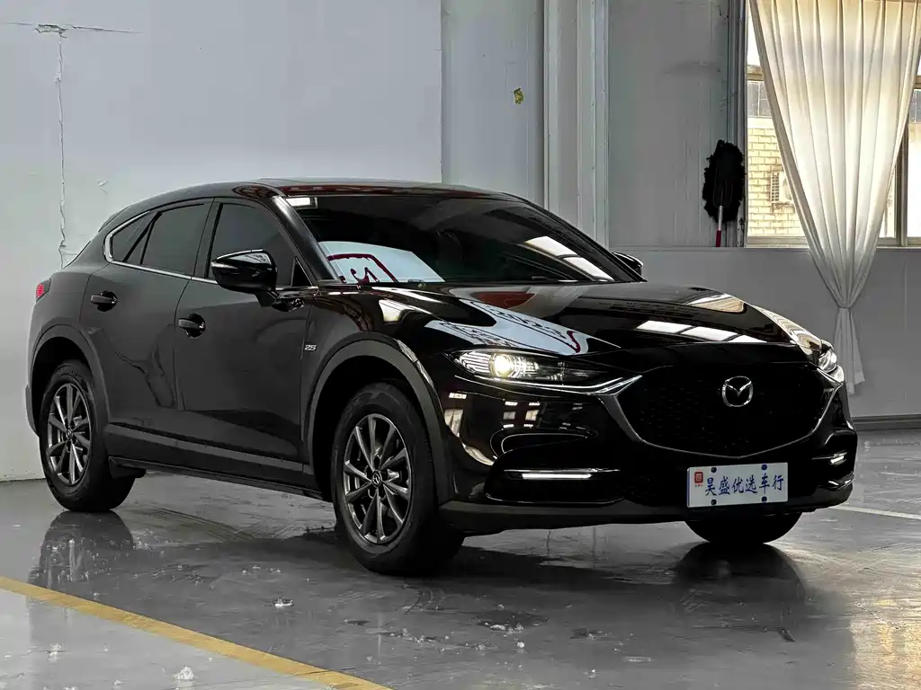 Mazda CX-4 — фото 3