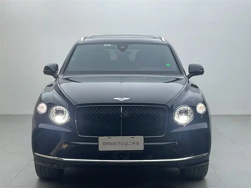 Bentley Bentayga — фото 2