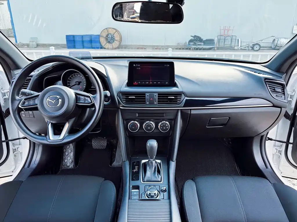 Mazda CX-4 — фото 6