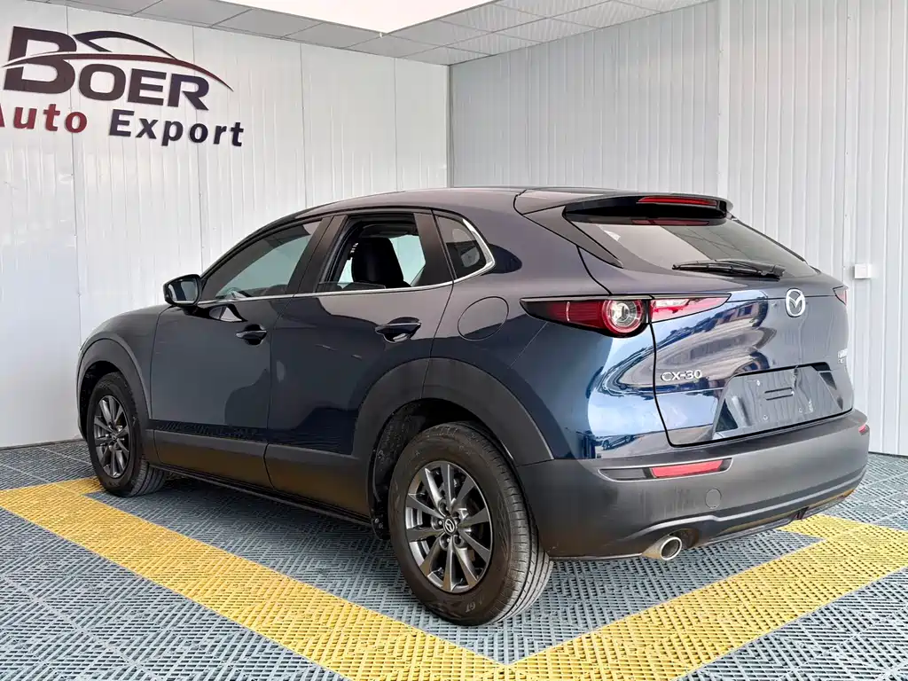 Mazda CX-30 — фото 4