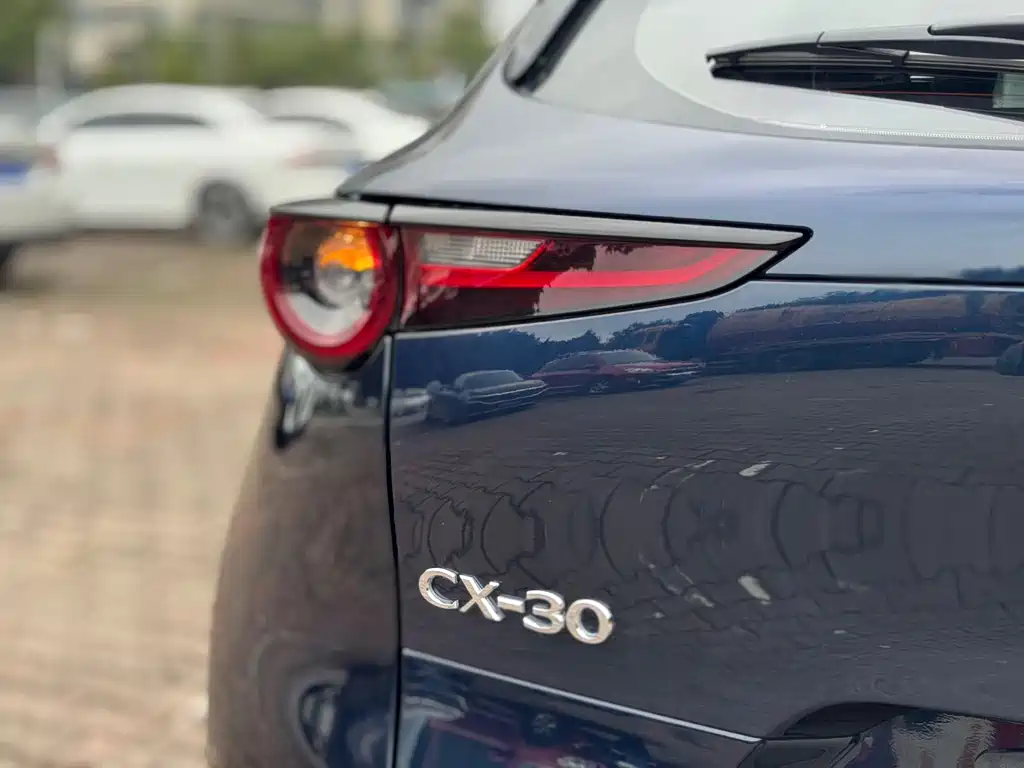 Mazda CX-30 — фото 9