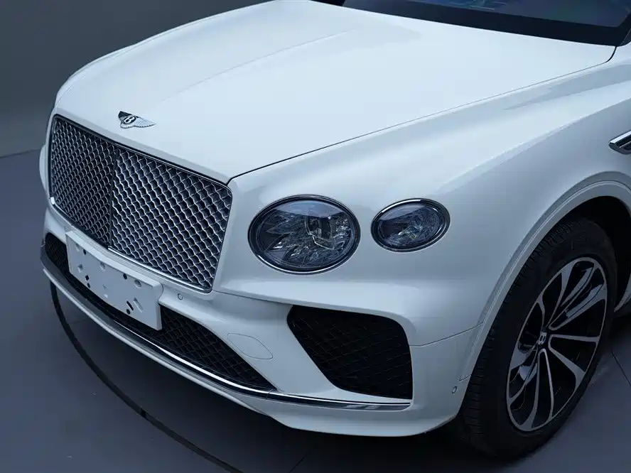 Bentley Bentayga — фото 7