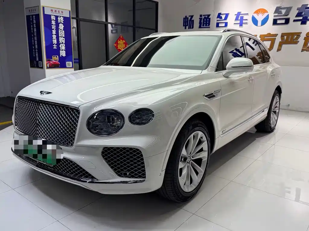 Bentley Bentayga PHEV — фото 3