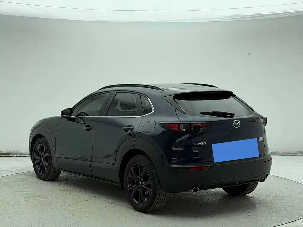 Mazda CX-30 — фото 4