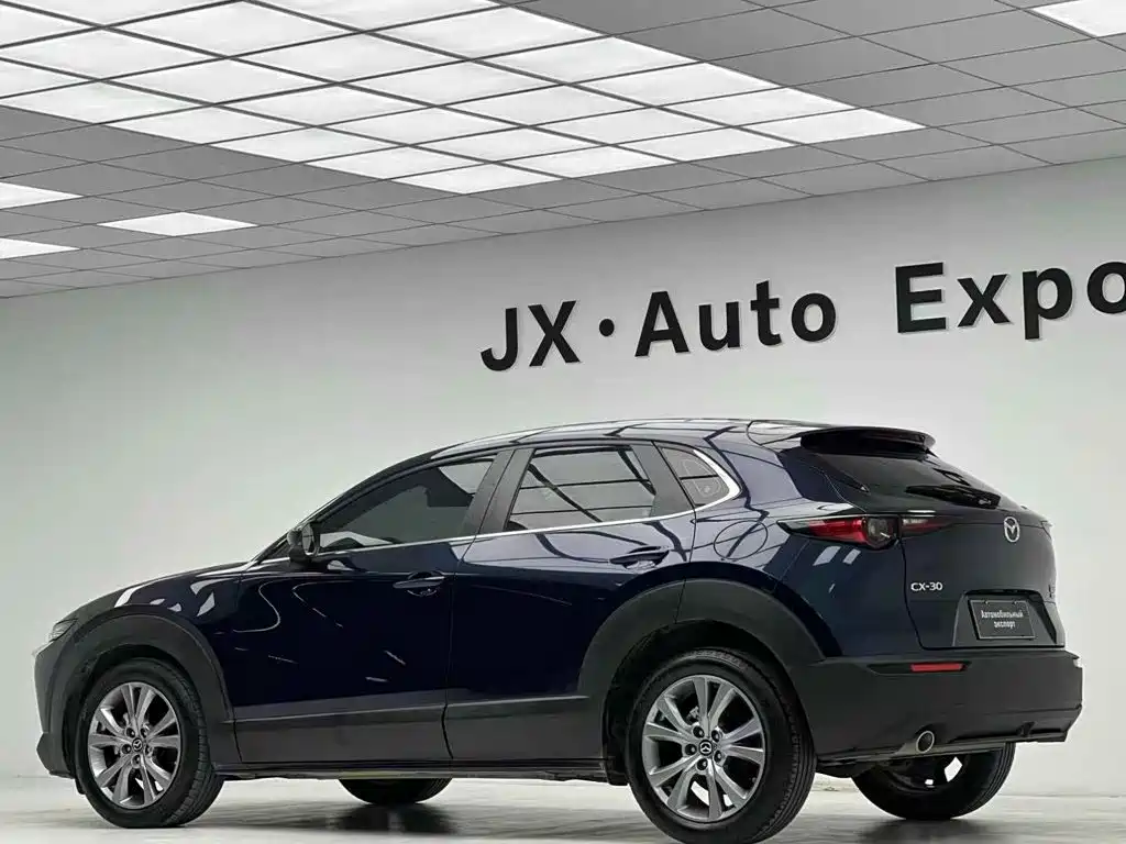 Mazda CX-30 — фото 6