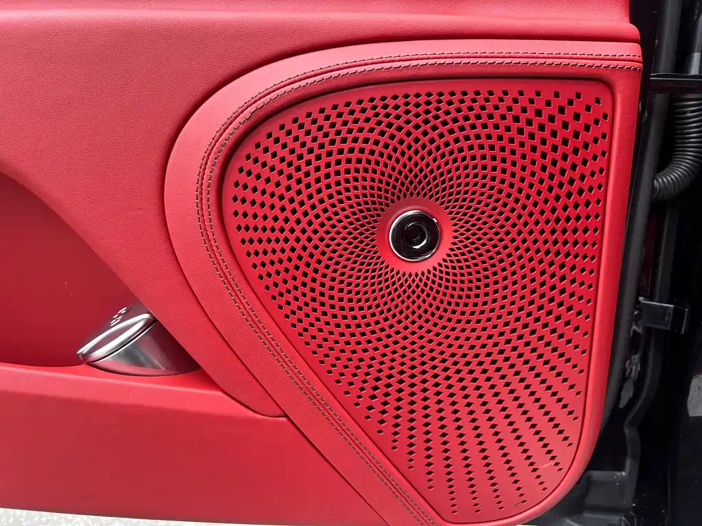 Bentley Flying Spur — фото 7