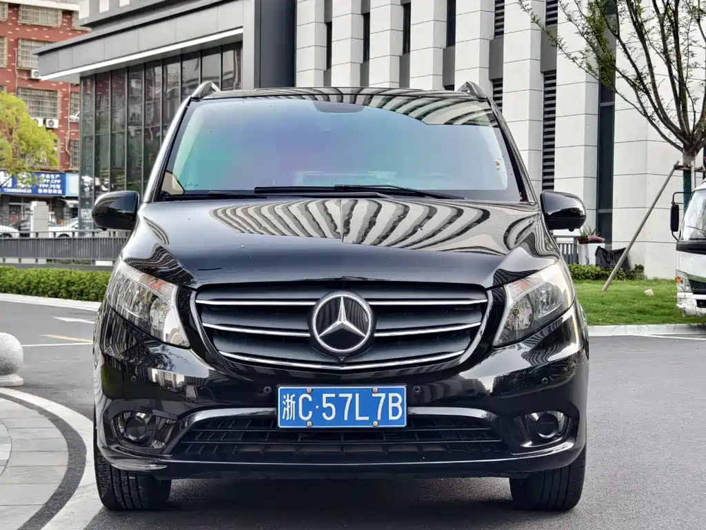 Mercedes-Benz Vito — фото 5