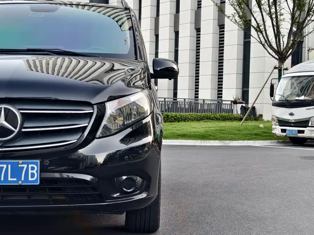 Mercedes-Benz Vito — фото 8