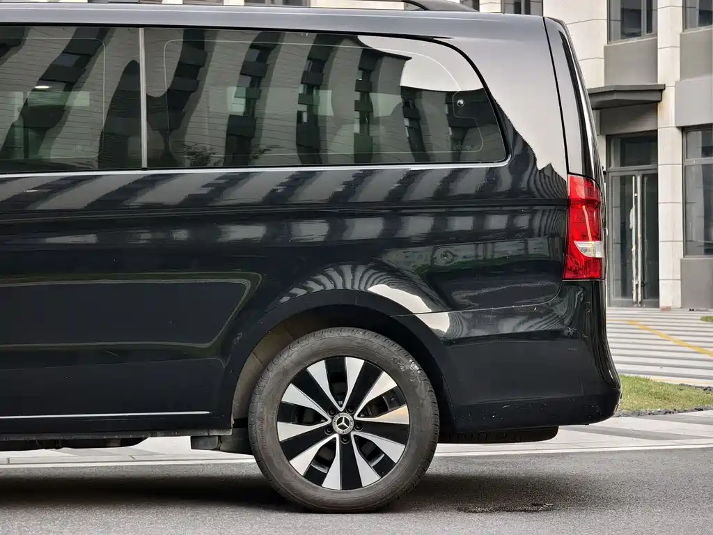 Mercedes-Benz Vito — фото 10
