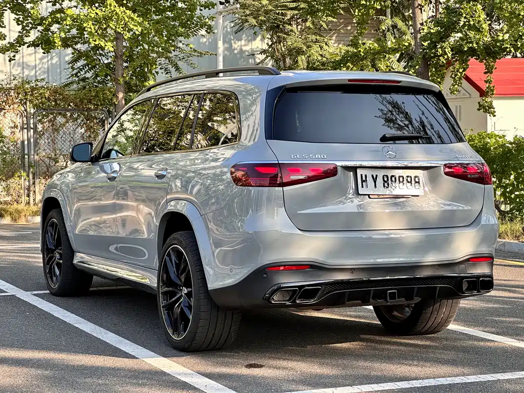 Mercedes-Benz GLS — фото 4