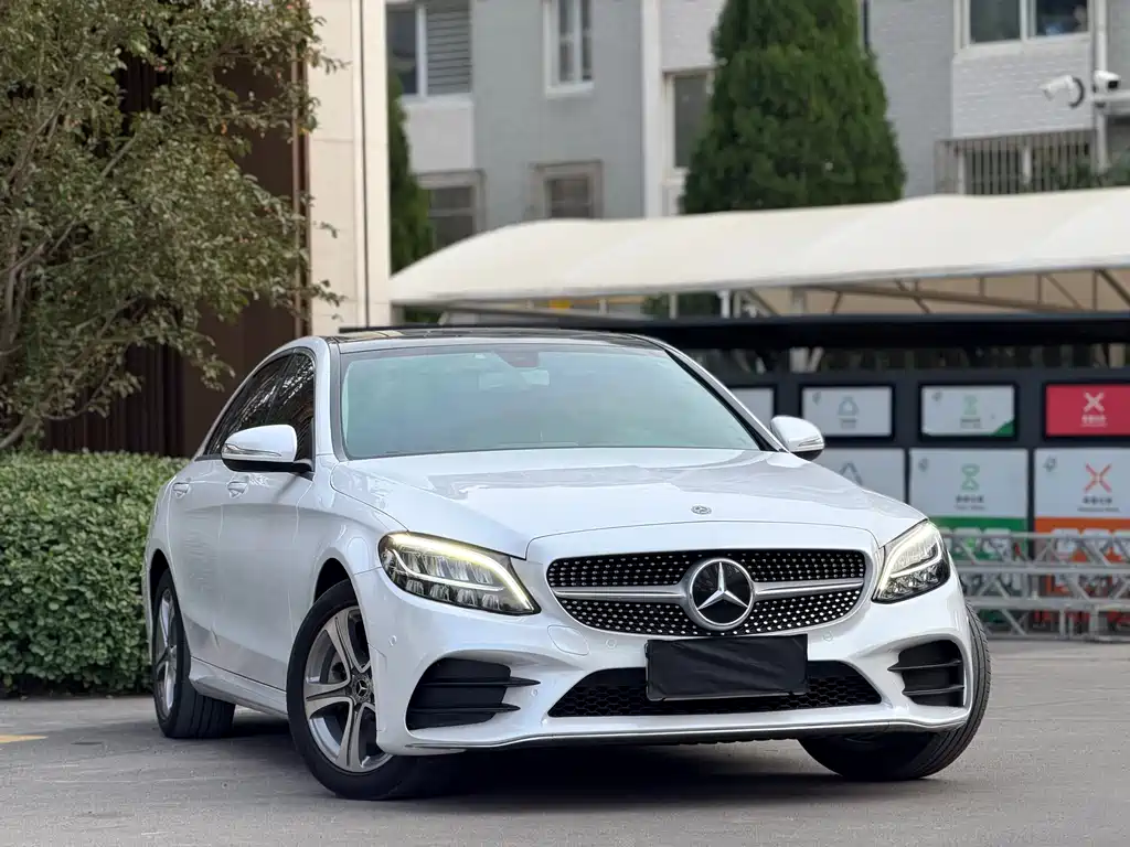 Mercedes-Benz C-Class — фото 3