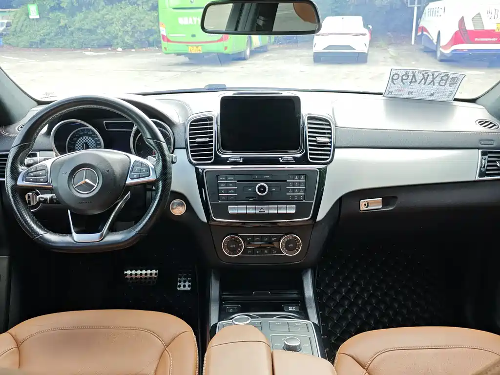 Mercedes-Benz GLE AMG — фото 6