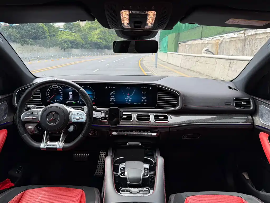 Mercedes-Benz GLE Coupe AMG — фото 9