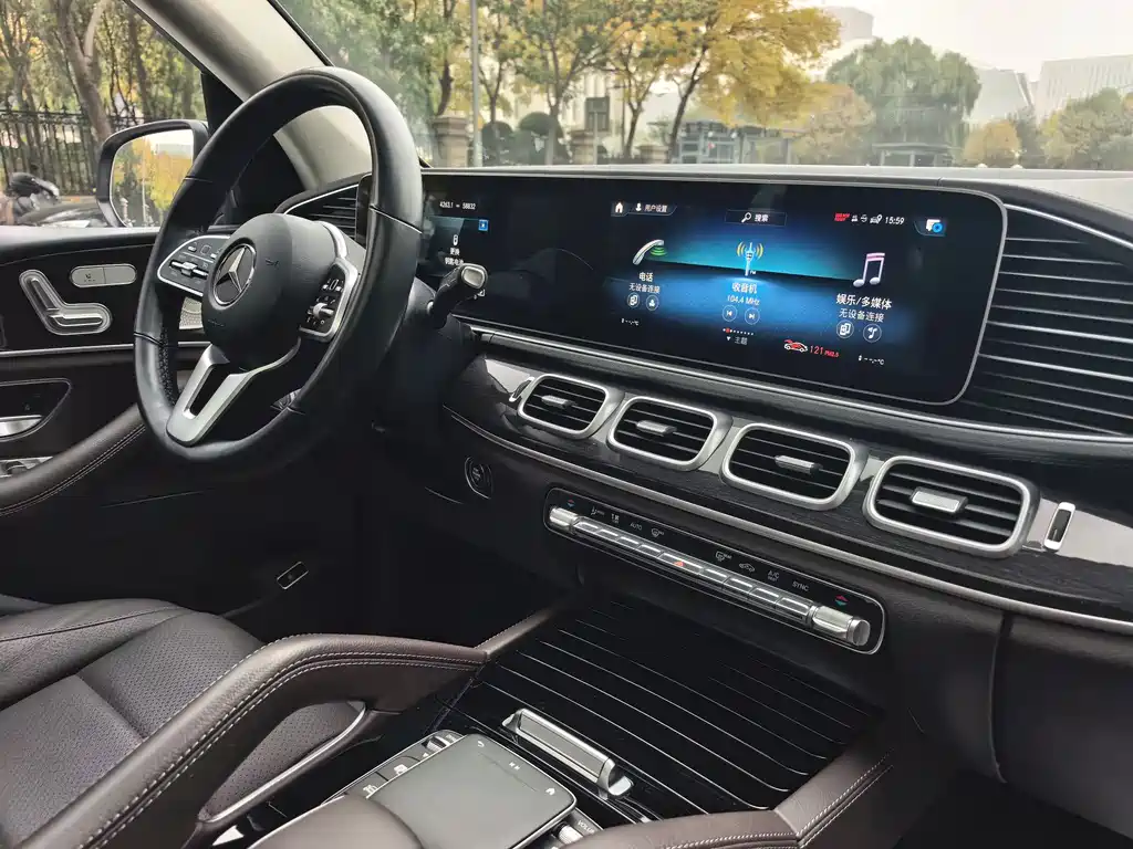 Mercedes-Benz GLE — фото 11