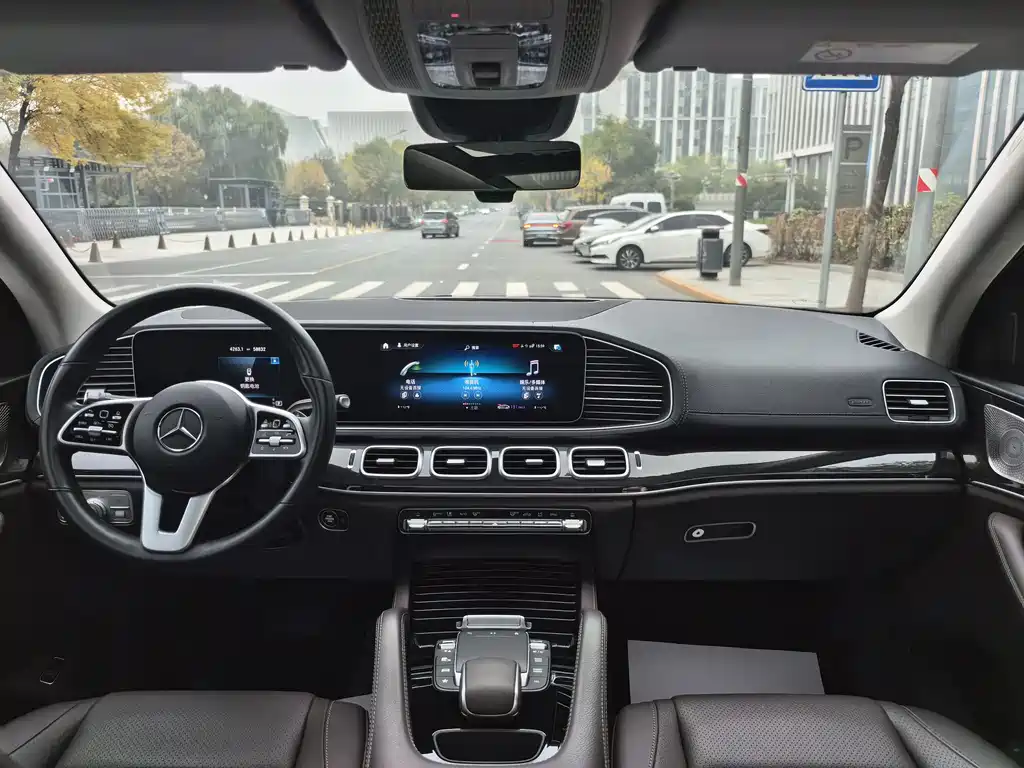 Mercedes-Benz GLE — фото 13