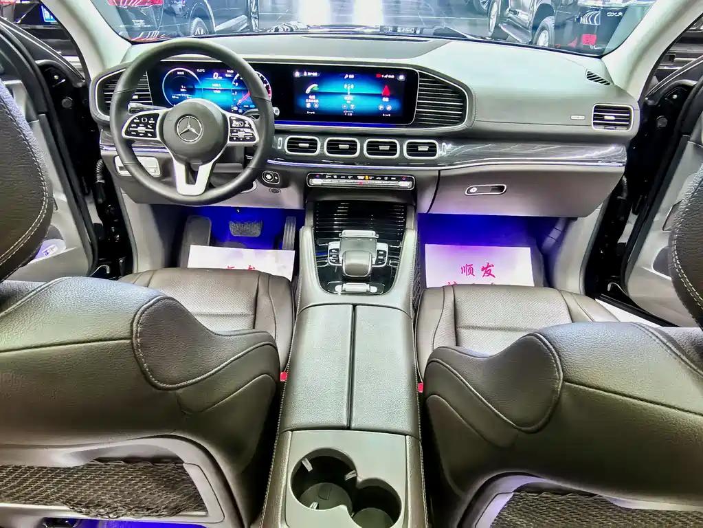 Mercedes-Benz GLS — фото 5