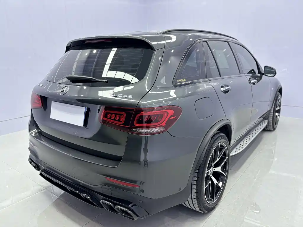Mercedes-Benz GLC AMG — фото 5
