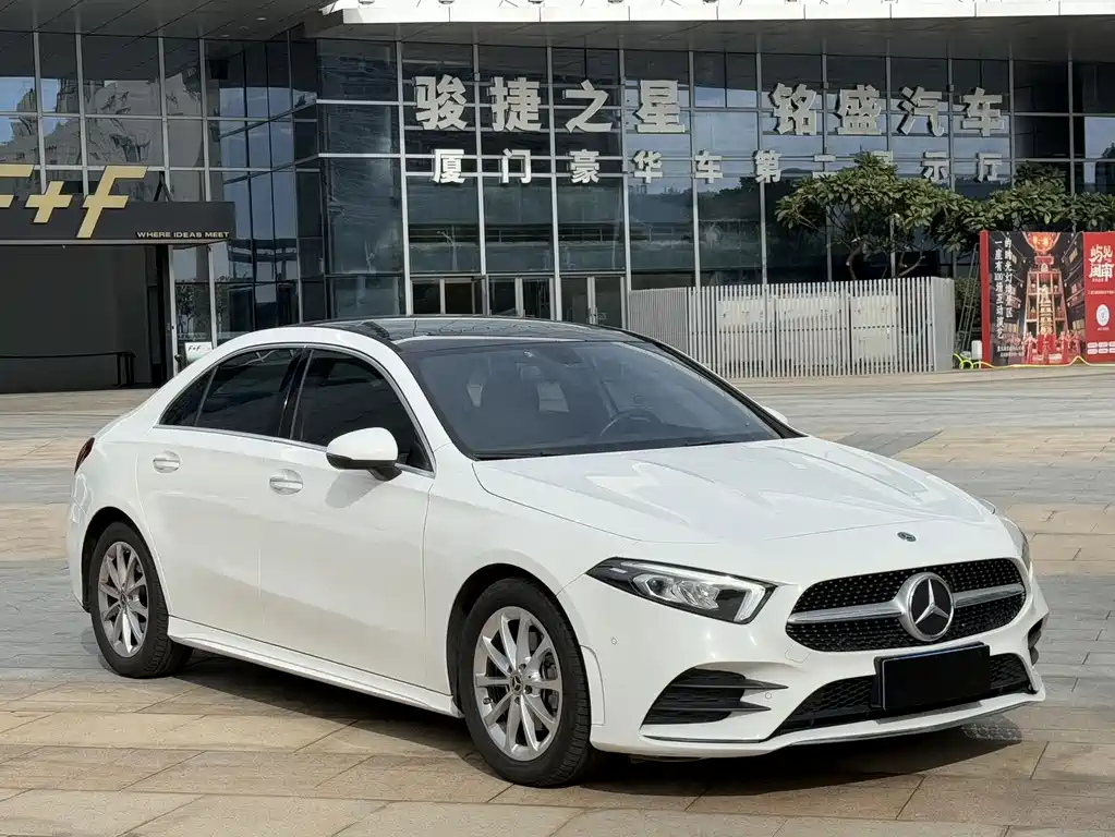 Mercedes-Benz A-Class — фото 3