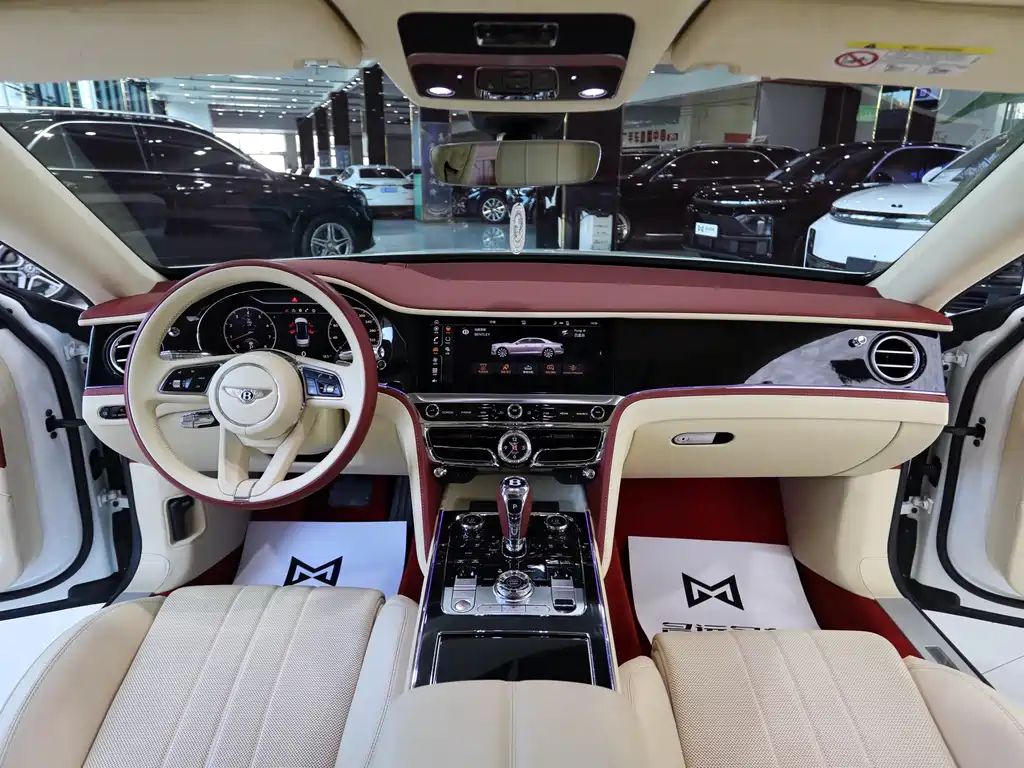 Bentley Flying Spur — фото 7