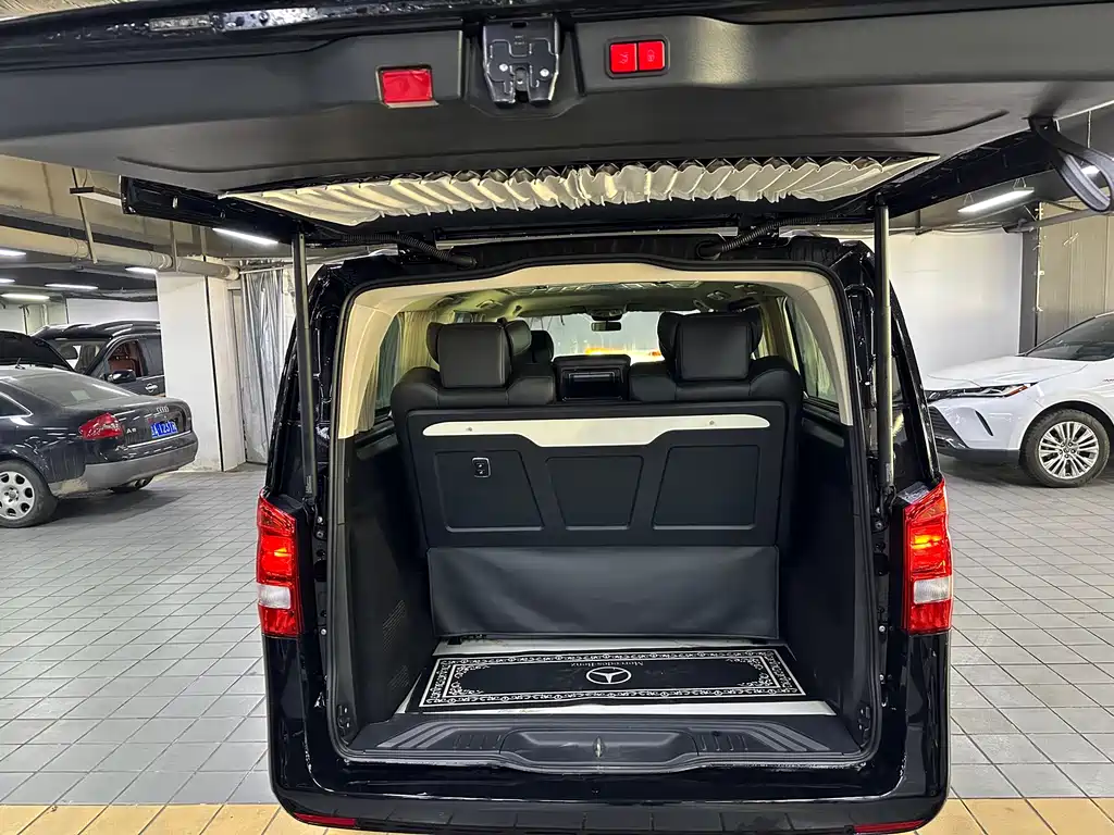 Mercedes-Benz Vito — фото 11