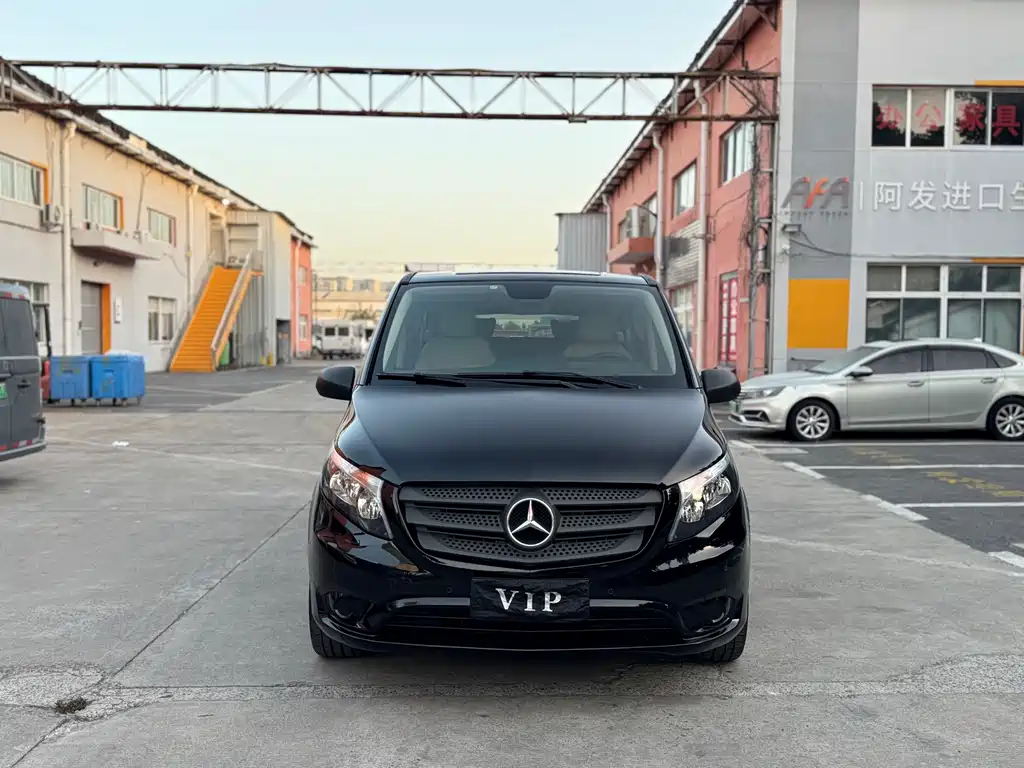 Mercedes-Benz Vito — фото 2