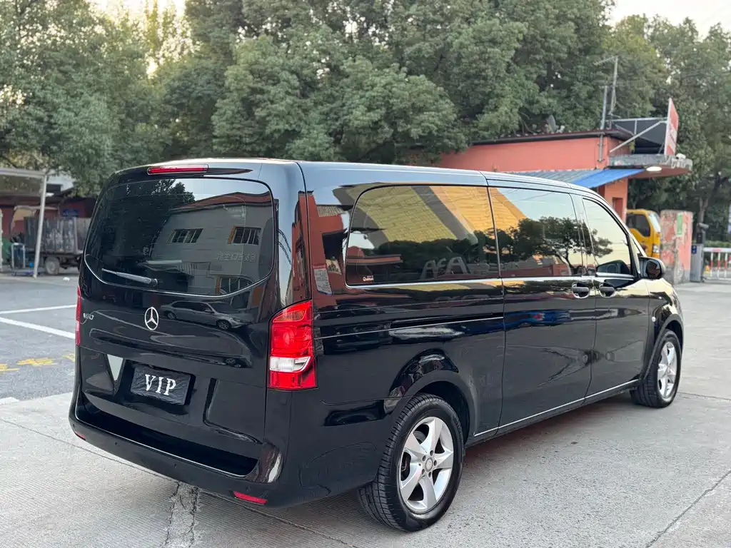 Mercedes-Benz Vito — фото 10