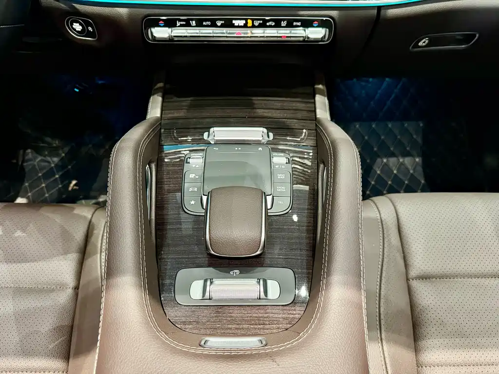 Mercedes-Benz GLE — фото 11