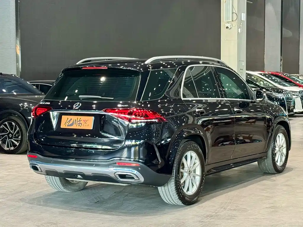 Mercedes-Benz GLE — фото 15